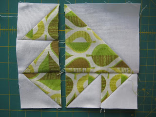 T-Block Quilt Tutorial - Quilting Tutorials and Fabric Creations - Quilting In The Rain