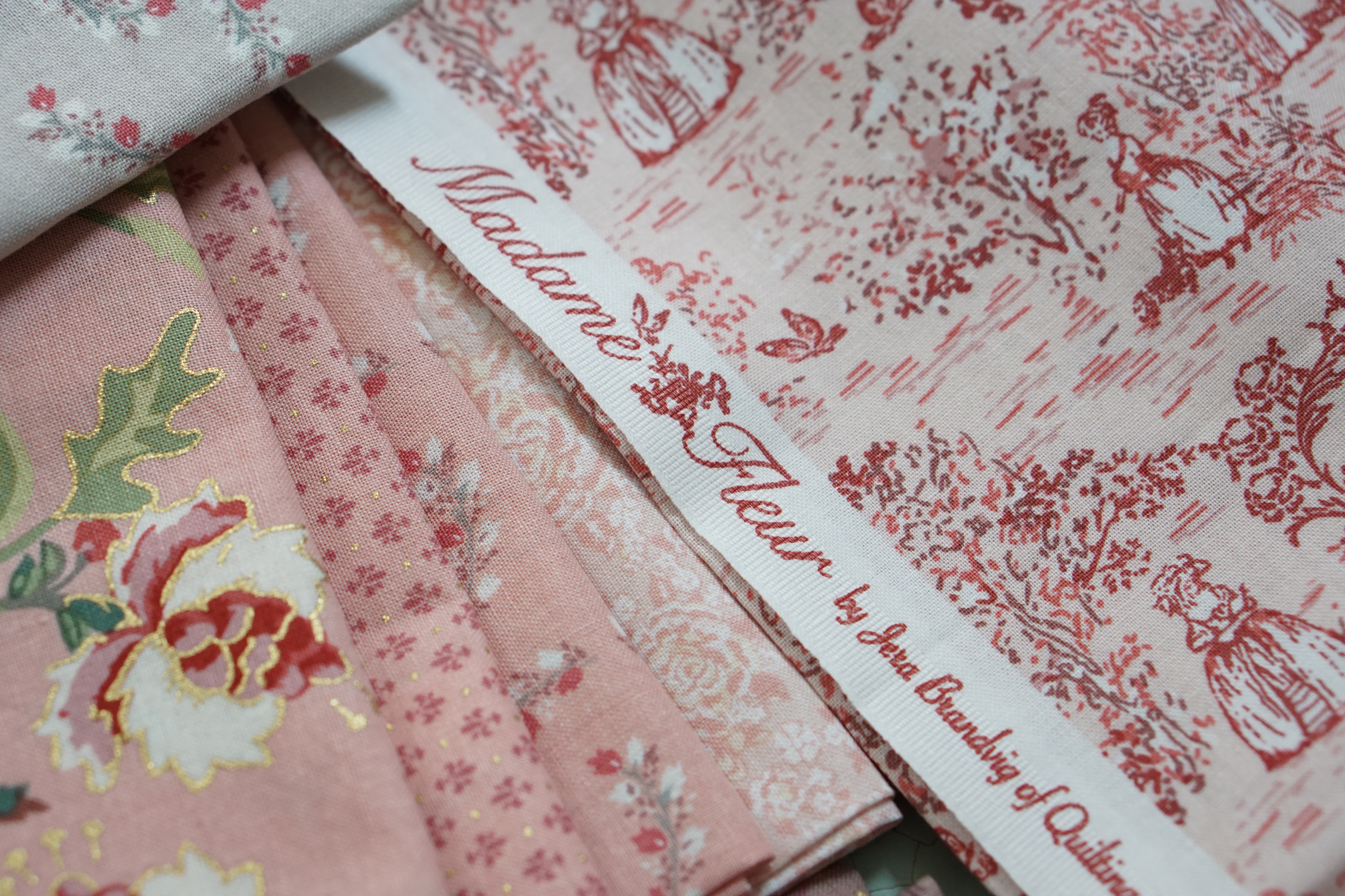 Madame Fleur Lavender Sachet Tutorial the quilt | in Rain (& Quilting market)